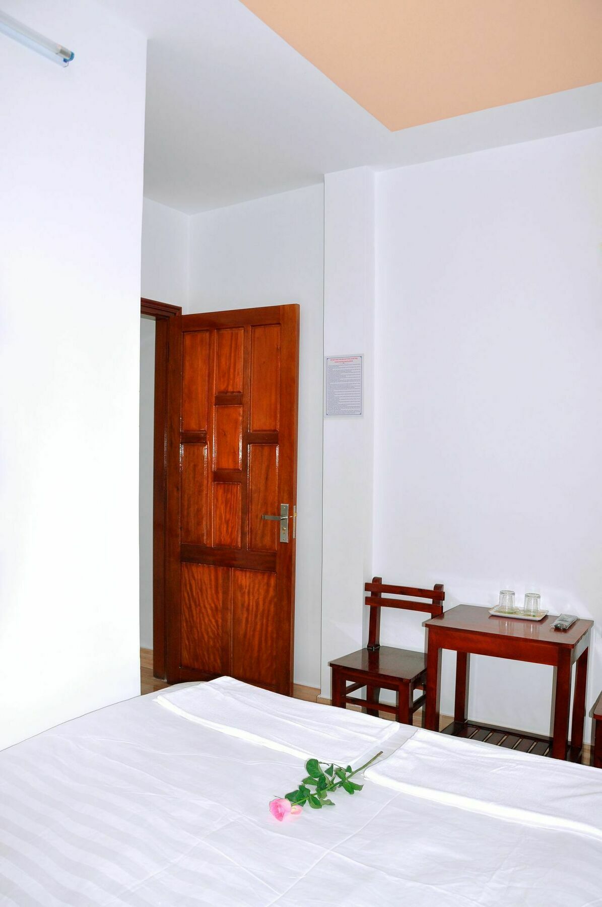 Ngoc Tung Mini Hotel Hue Exterior foto